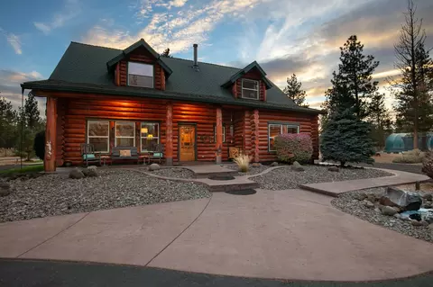 Exterior - 16443 Dea Dr, Bend, OR 97703 photo 2 of 26