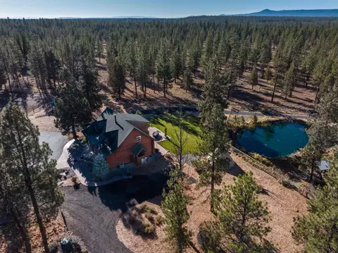 View/Area - 16443 Dea Dr, Bend, OR 97703 photo 5 of 6
