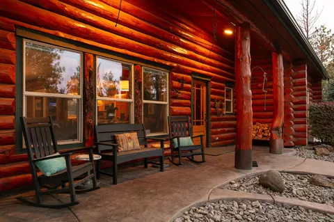 Exterior - 16443 Dea Dr, Bend, OR 97703 photo 4 of 26