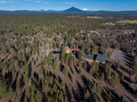 View/Area - 16443 Dea Dr, Bend, OR 97703 photo 2 of 6