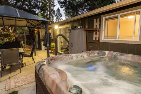 Other - 21025 Denning Dr, Bend, OR 97702 photo 4 of 4