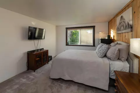 Bedroom - 21025 Denning Dr, Bend, OR 97702 photo 1 of 3
