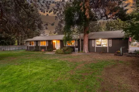 21025 Denning Dr, Bend, OR 97702