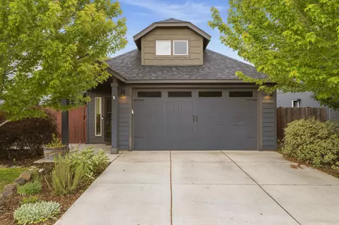 62856 NE Nolan St, Bend, OR 97701