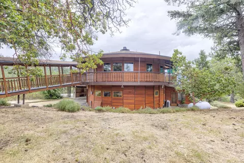 9595 Sterling Creek Rd, Jacksonville, OR 97530