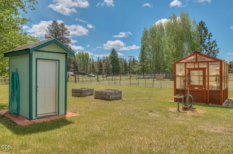 53939 Pine Grove Rd, La Pine, OR 97739 photo 5