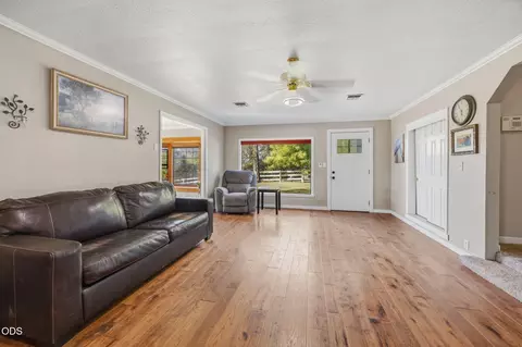 Living - 1299 Or-234, Eagle Point, OR 97524 photo 1 of 1