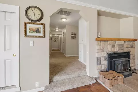Entry Way - 1299 Or-234, Eagle Point, OR 97524 photo 1 of 1