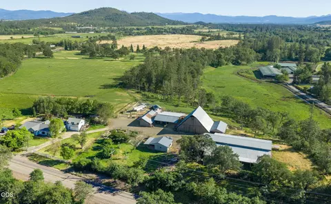 1299 Oregon 234, Eagle Point, OR 97524