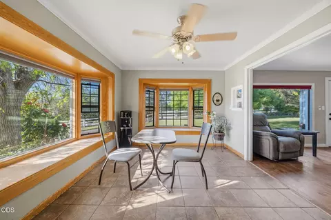 Dining - 1299 Or-234, Eagle Point, OR 97524 photo 1 of 2