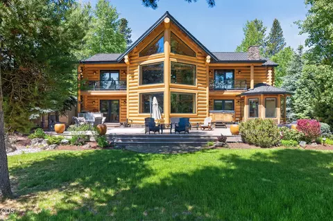 16839 Pony Express Way, Bend, OR 97707