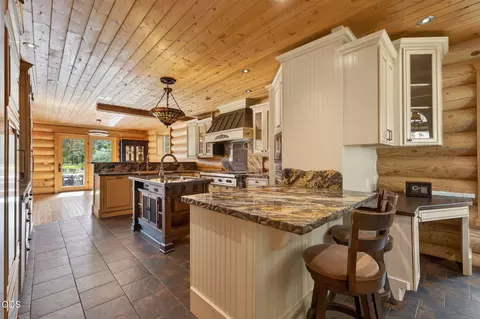 Kitchen - 16839 Pony Express Way, Bend, OR 97707 photo 5 of 6
