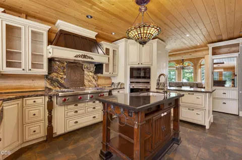Kitchen - 16839 Pony Express Way, Bend, OR 97707 photo 1 of 6