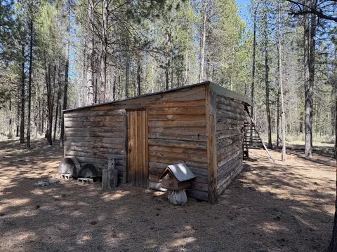 Exterior - 15740 Cornell Rd, La Pine, OR 97739 photo 14 of 19