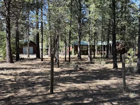 Exterior - 15740 Cornell Rd, La Pine, OR 97739 photo 3 of 19