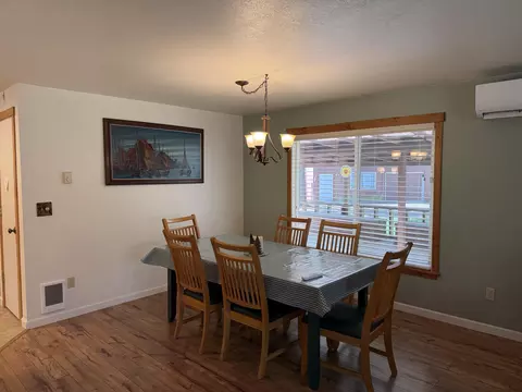 Dining - 15740 Cornell Rd, La Pine, OR 97739 photo 1 of 1