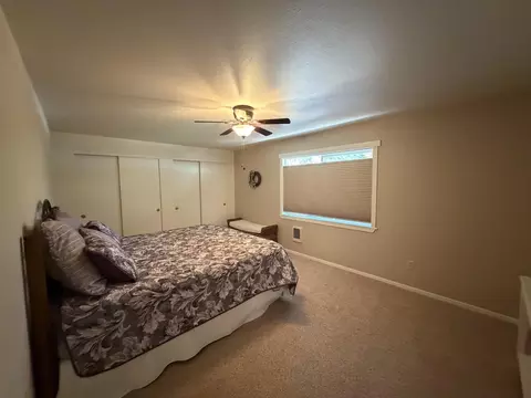 Bedroom - 15740 Cornell Rd, La Pine, OR 97739 photo 1 of 4