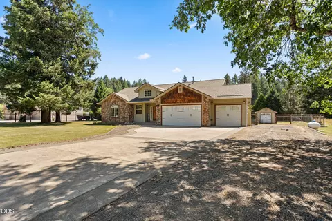 Other - 523 E Forks Cir, Cave Junction, OR 97523 photo 1 of 9