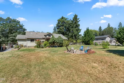 Exterior - 523 E Forks Cir, Cave Junction, OR 97523 photo 10 of 17