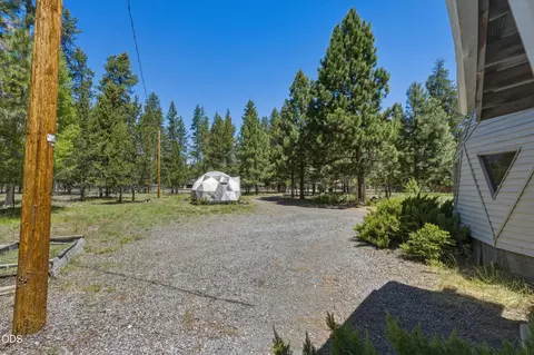 Exterior - 15453 Liberty Rd, La Pine, OR 97739 photo 15 of 16