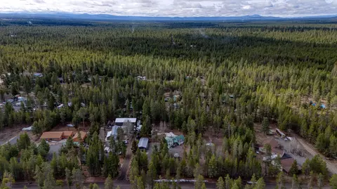 View/Area - 15453 Liberty Rd, La Pine, OR 97739 photo 4 of 10