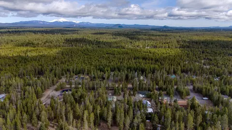 View/Area - 15453 Liberty Rd, La Pine, OR 97739 photo 6 of 10