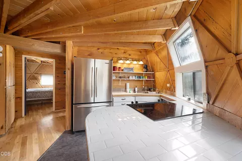 Kitchen - 15453 Liberty Rd, La Pine, OR 97739 photo 2 of 2