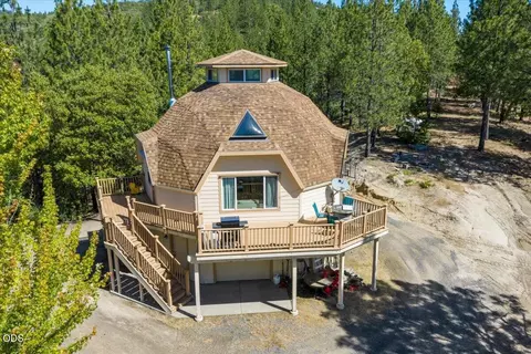 1528 Morton Way, Jacksonville, OR 97530