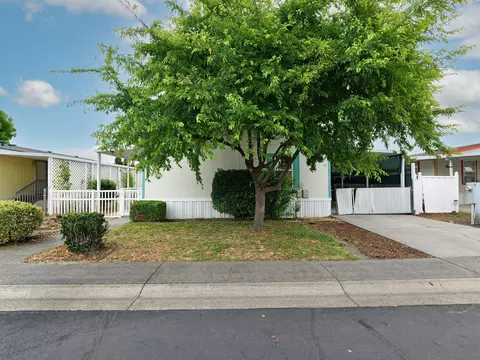 3501 Avenue C #SPC 15, White City, OR 97503