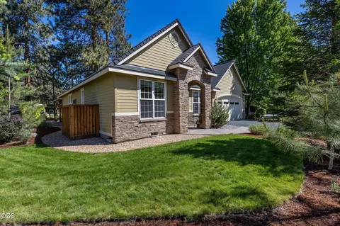 365 S Timber Creek Dr, Sisters, OR 97759