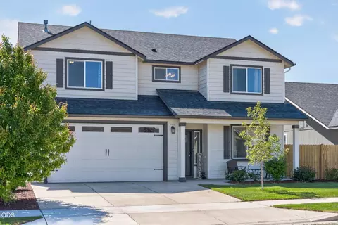 3461 NW 9th St, Redmond, OR 97756