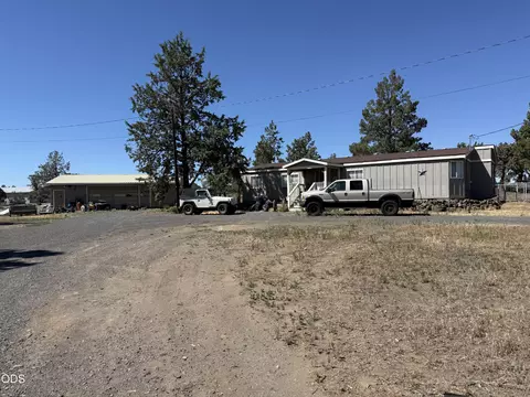 7651 SW Canal Blvd, Redmond, OR 97756