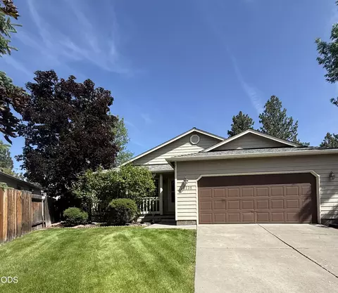 20235 Star Ridge Ct, Bend, OR 97703