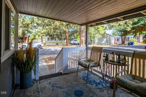 61445 SE 27th St UNIT 10, Bend, OR 97702 photo 3