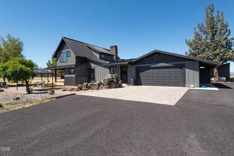26275 Willard Rd, Bend, OR 97701