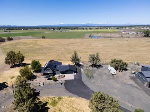 View/Area - 26275 Willard Rd, Bend, OR 97701 photo 8 of 10