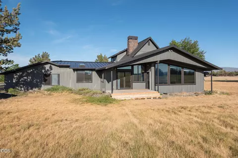 Exterior - 26275 Willard Rd, Bend, OR 97701 photo 3 of 5