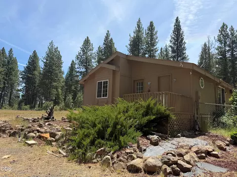 4000 Round Lake Rd #SPC 4, Klamath Falls, OR 97601