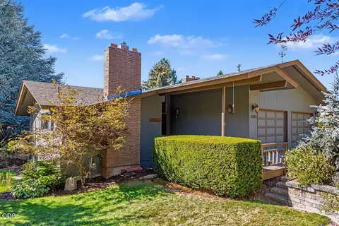 2080 Terrace Ave, Klamath Falls, OR 97601