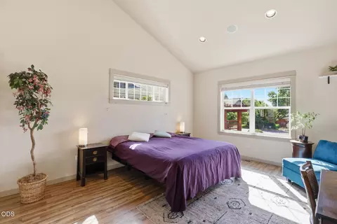 Bedroom - 61172 Hilmer Creek Dr, Bend, OR 97702 photo 2 of 5
