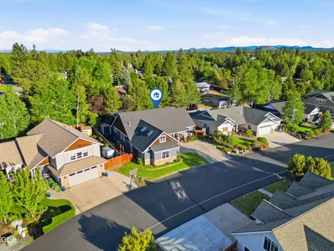 View/Area - 61172 Hilmer Creek Dr, Bend, OR 97702 photo 7 of 7