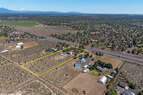 View/Area - 66967 Lance Rd, Bend, OR 97703 photo 6 of 6