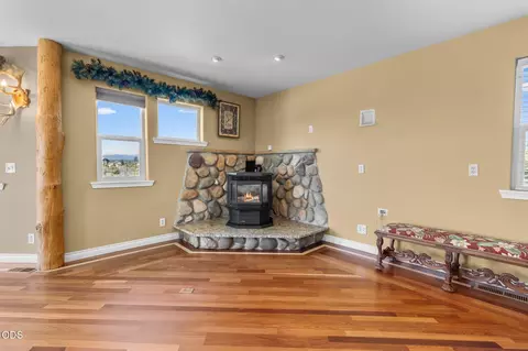 Other - 66967 Lance Rd, Bend, OR 97703 photo 6 of 19