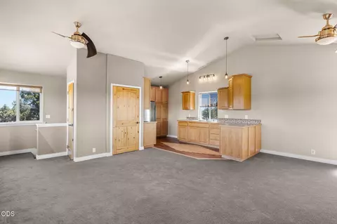 Living - 66967 Lance Rd, Bend, OR 97703 photo 5 of 6