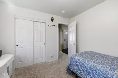 Bedroom - 51430 Mac Ct, La Pine, OR 97739 photo 6 of 6