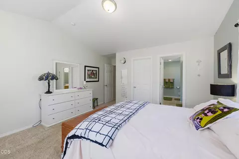 Bedroom - 51430 Mac Ct, La Pine, OR 97739 photo 4 of 6