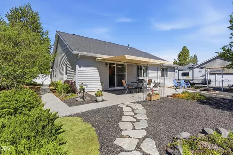 Exterior - 51430 Mac Ct, La Pine, OR 97739 photo 8 of 11