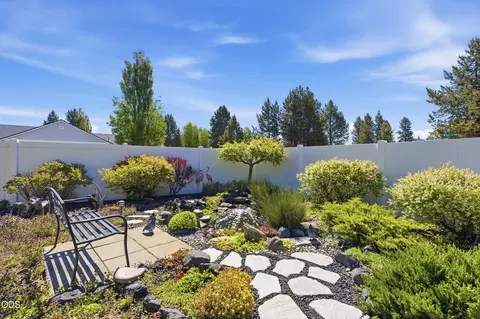 Exterior - 51430 Mac Ct, La Pine, OR 97739 photo 7 of 11