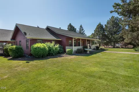 1455 SW Sunset Dr, Madras, OR 97741