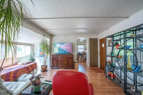 2252 Table Rock Rd #SPC 107, Medford, OR 97501